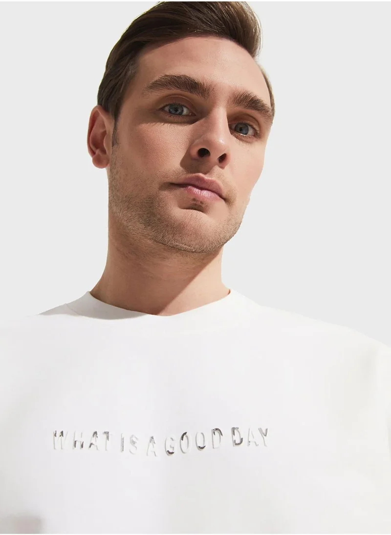 JUNE Printed Crew Neck T-Shirt