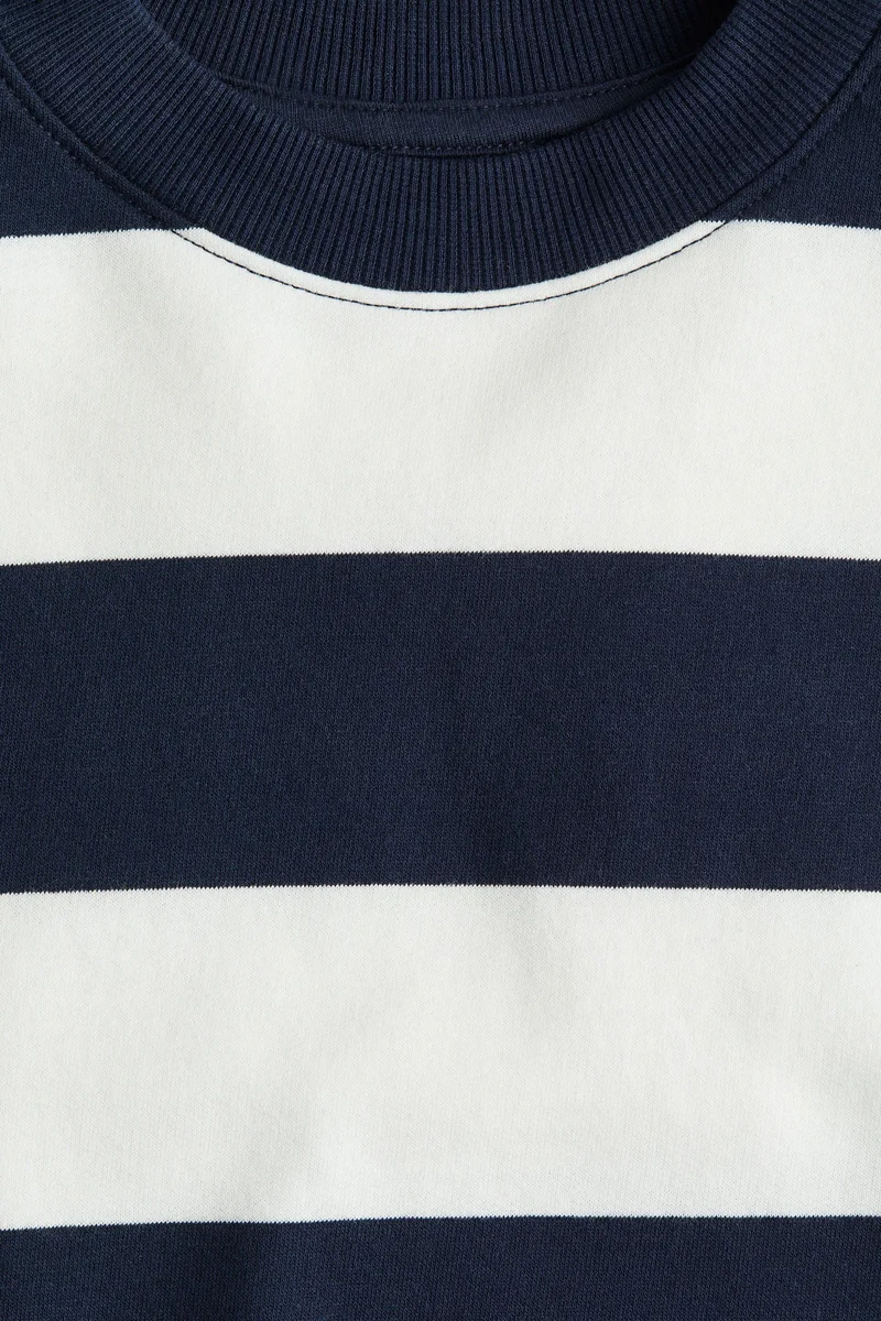 H&M Oversized crew-neck sweatshirt