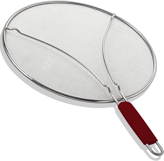 13 GREASE SPLATTER SCREEN FOR COOKING STAINLESS STEEL OIL SPLATTER GUARD AND ULTRAFINE MESH PROTECTS SKIN FROM BURNS TPR TIGHTGRIP HANDLE RED