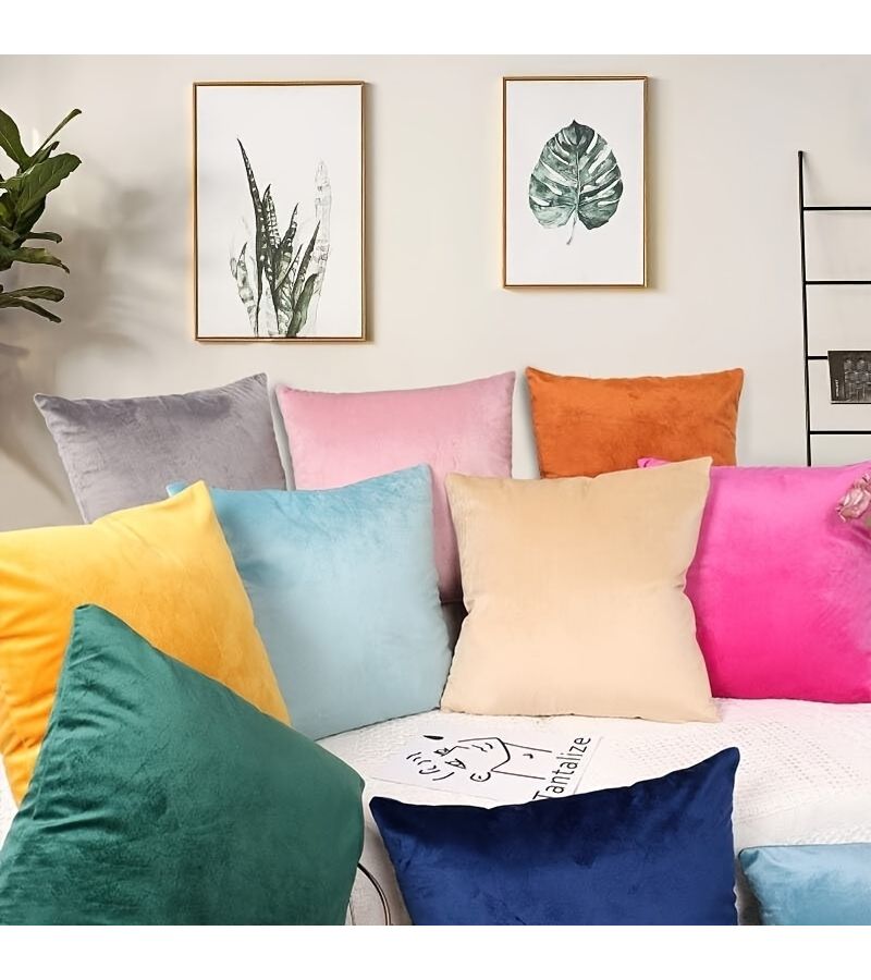Old Style Red Velvet Decorative Sofa Cushion Cover Soft Square Pillowcase - Image 1