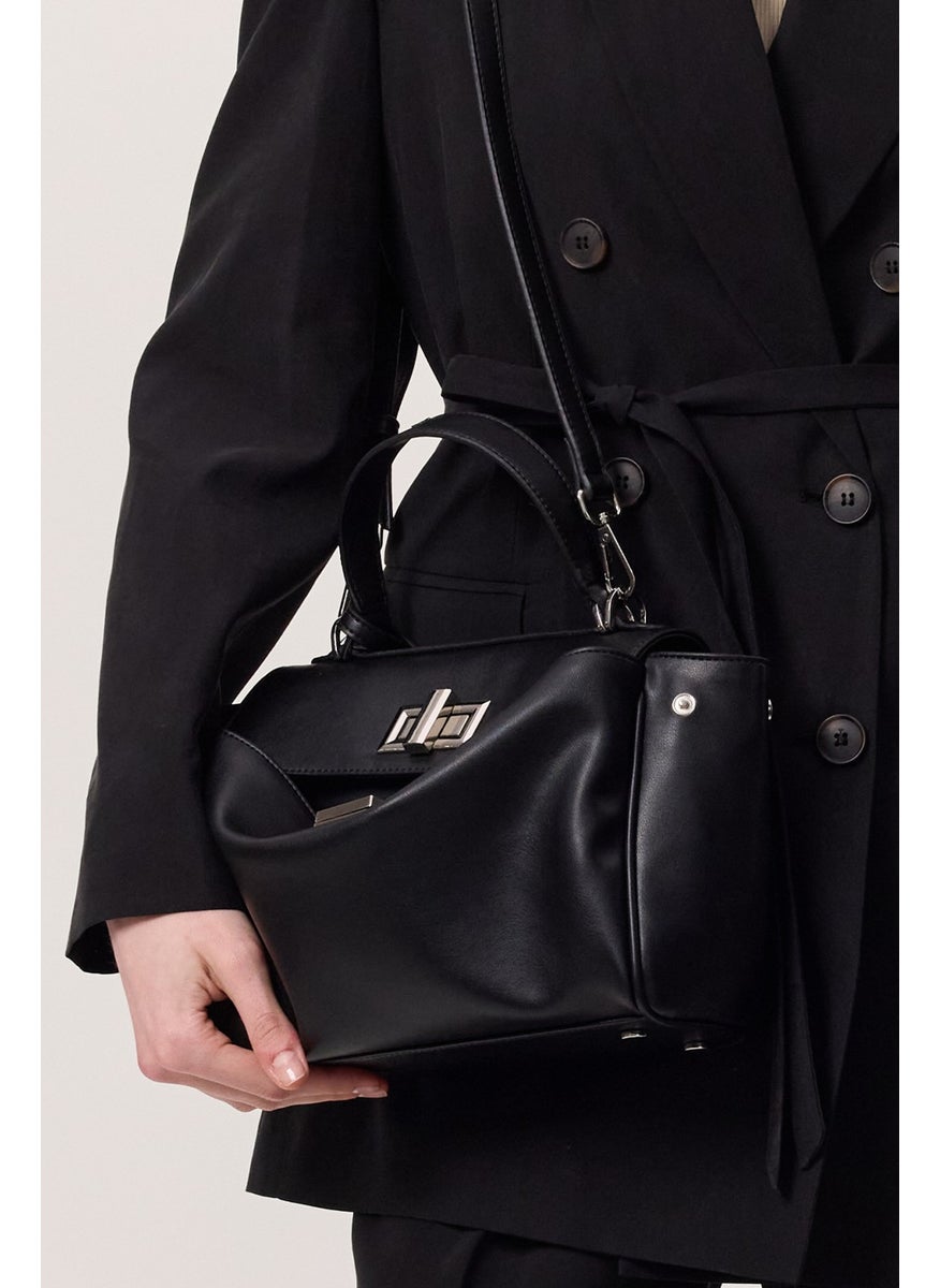 Manuka Arte Shoulder Bag Black  - Image 1
