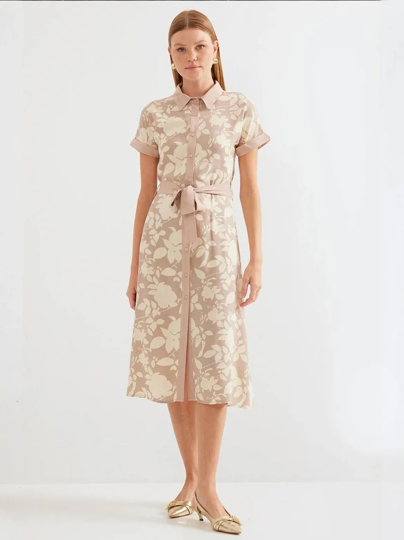 بيغ دارت فستان ميدي مزهر من  بفيونكة