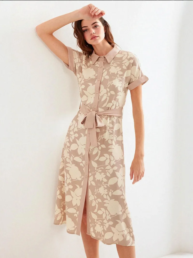 بيغ دارت فستان ميدي مزهر من  بفيونكة