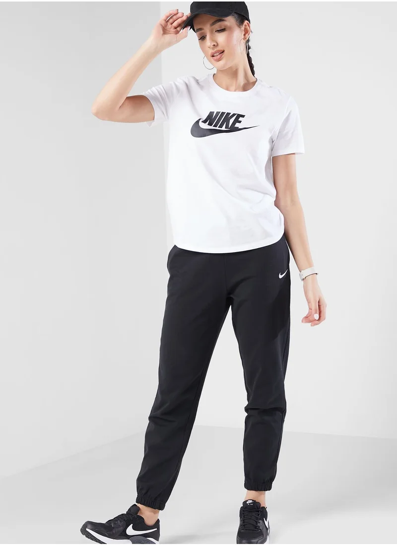 Nike Nsw Essential Icon Futura T-Shirt