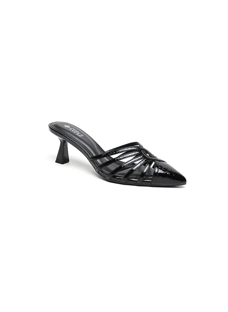 كيوبل Mid heel mule with angular cutouts