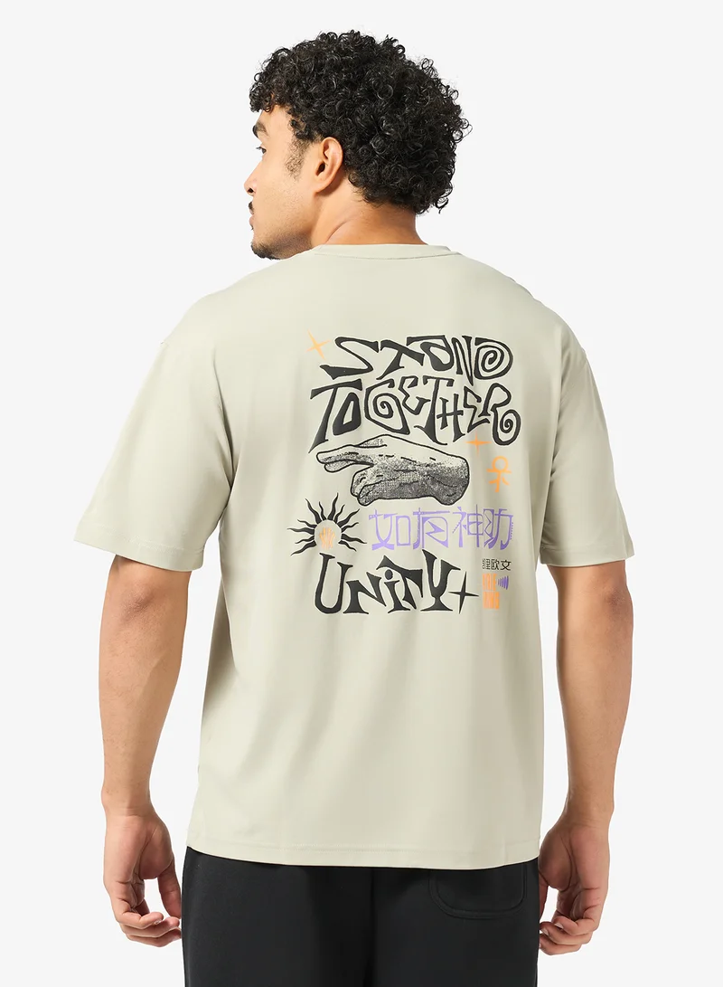 انتا تي شيرت كرة سلة فضفاض بأكمام قصيرة للجنسين