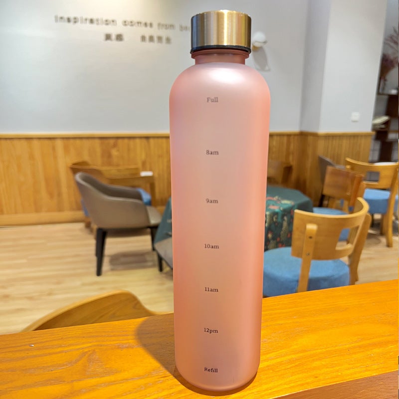 Plastic Hot Selling Southeast Asian Fashion 1000ml Simple Space Cup PC Mono with Time Scale Walking Cup Fall Resistant Pink 