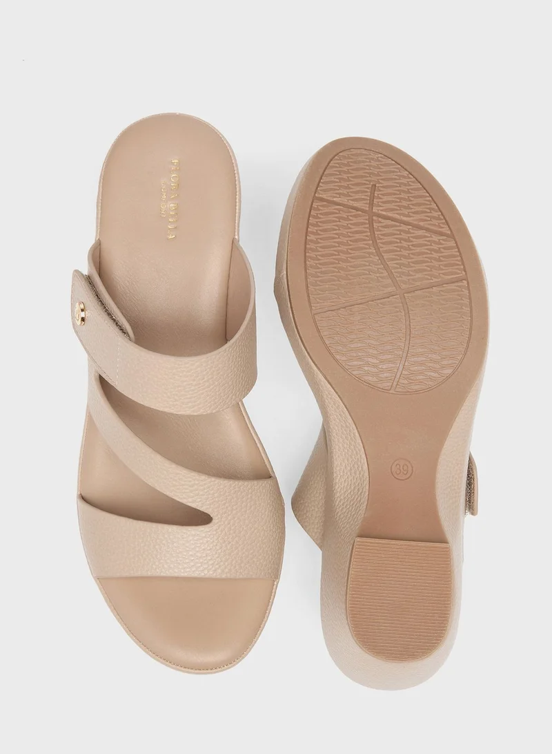 shoexpress Multi Strap Sandals