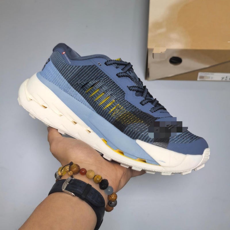 ON Breathable Low-Top Running Trainers with Cushioned Thick Sole for Men and Women - Image 3