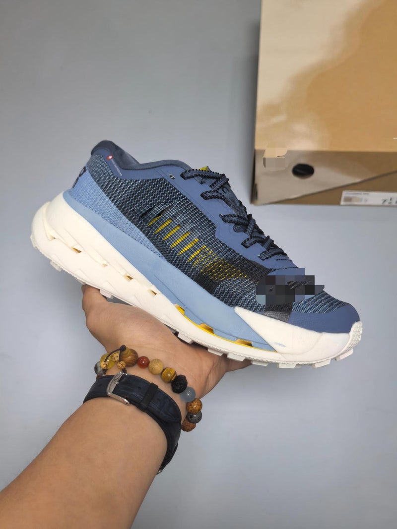 ON Breathable Low-Top Running Trainers with Cushioned Thick Sole for Men and Women - Image 1