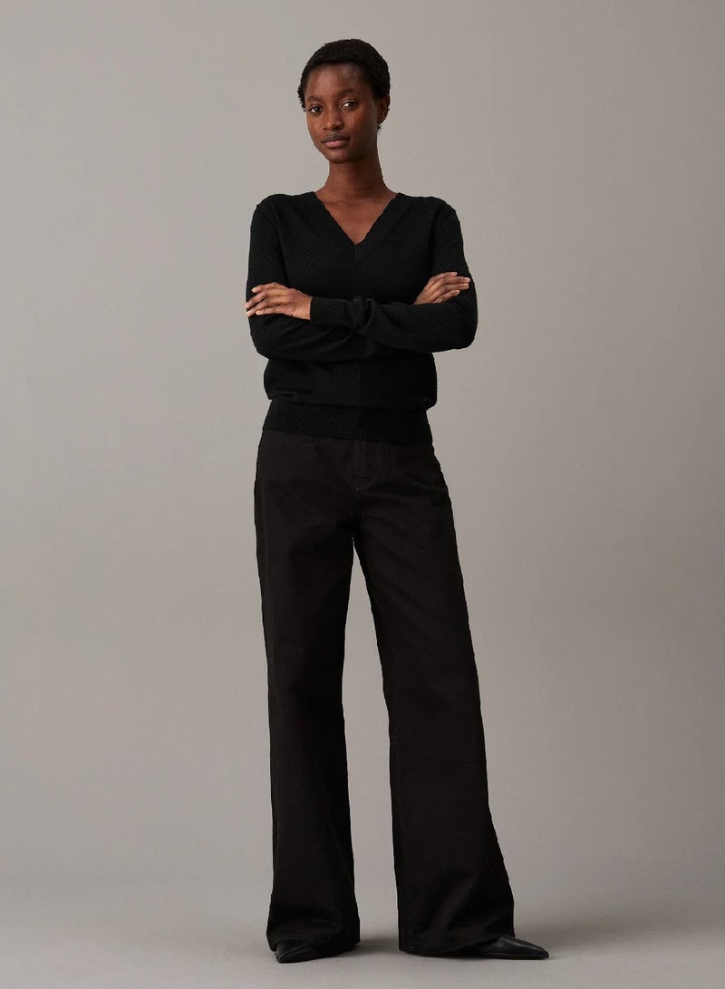 CALVIN KLEIN Merino Wool V-neck Jumper - Image 4