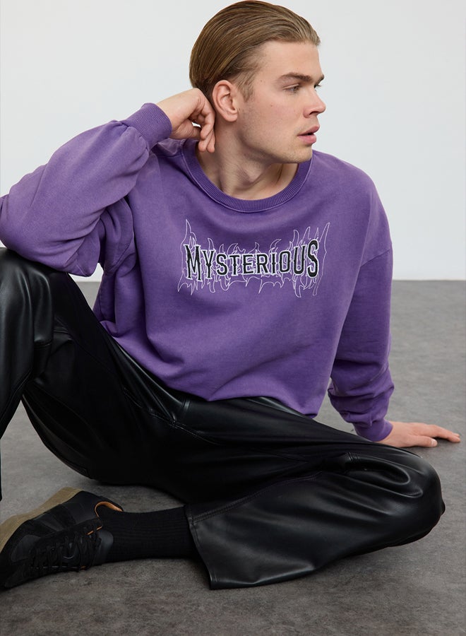 trendyol Oversize/Wide Cut Embroidered Vintage/Faded Effect Crew Neck Sweatshirt - Image 2