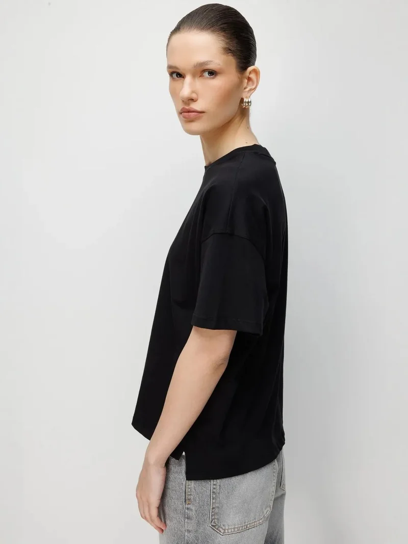 Mixray White MIXRAY Oversized Ribbed Crew Neck Two-Piece T-Shirt Set for Women | Best Price UAE