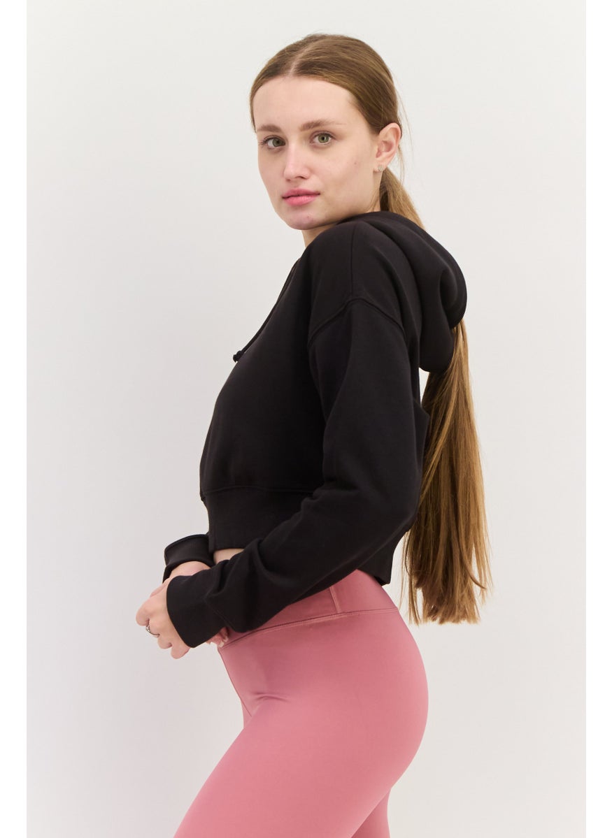 PUMA Women Relaxed Fit Long Sleeves Outdoor Classics Cropped Hoodie, Black  - Image 2