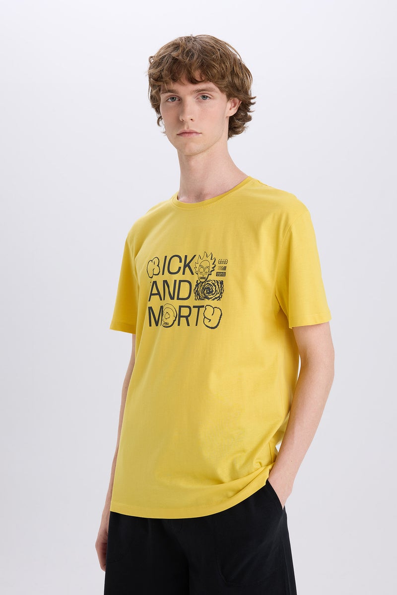 DeFacto Man Regular Fit Rick and Morty Licensed Crew Neck T-Shirt - Image 2