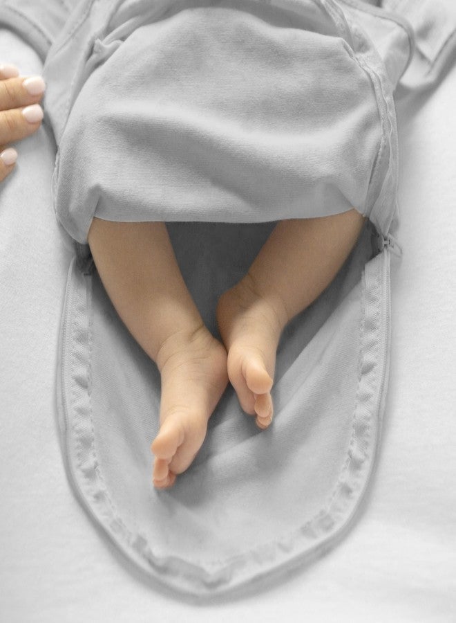 SwaddleMe by Ingenuity Easy Change Baby Swaddle in Size Small/Medium, 0-3 Months, 7-14 Pounds, 3-Pack with Easy Change Zipper - Peekaboo Panda - Image 5