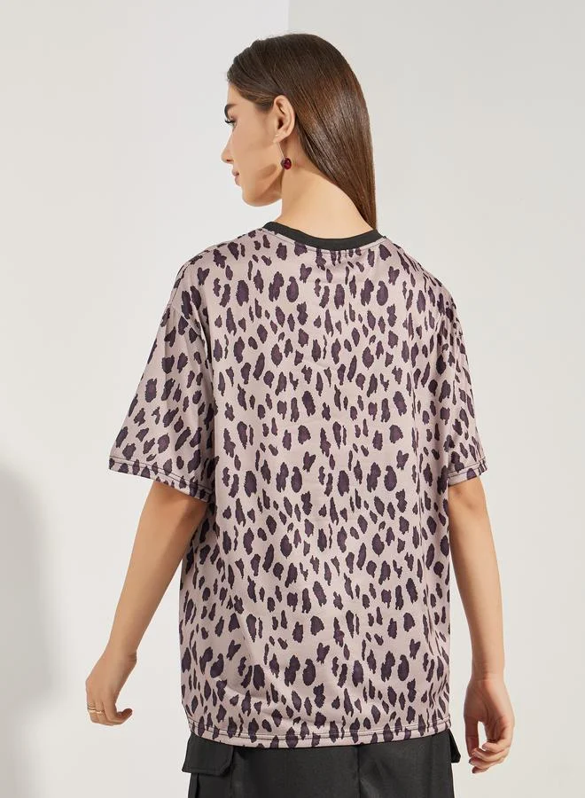 Styli Oversized Animal Print Drop-Shoulder T-Shirt