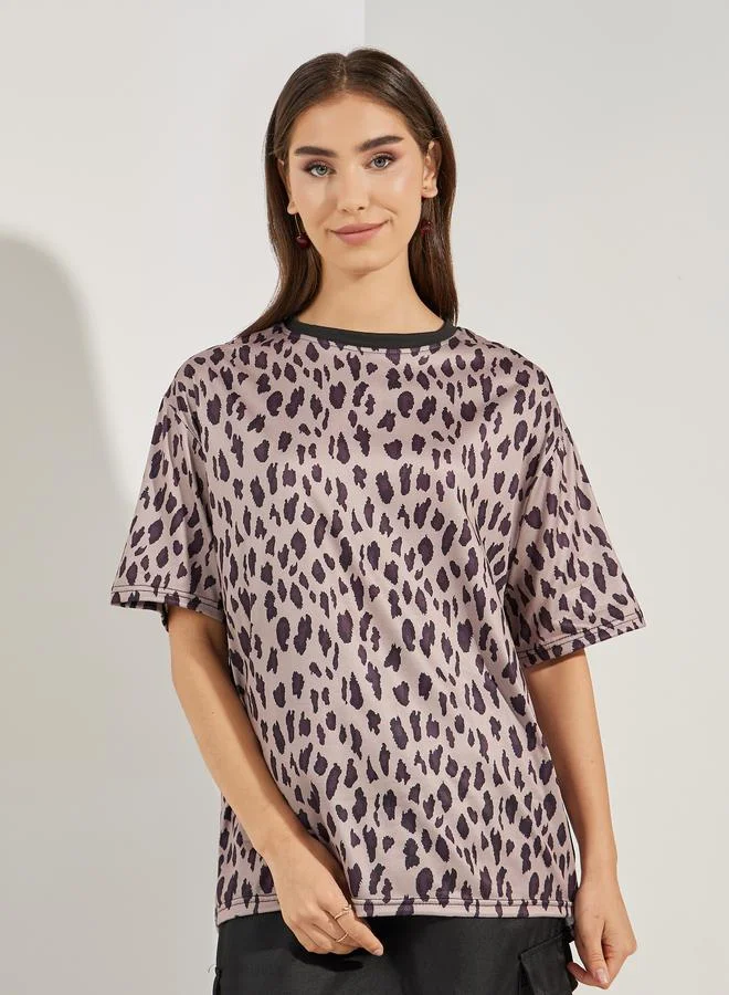 Styli Oversized Animal Print Drop-Shoulder T-Shirt