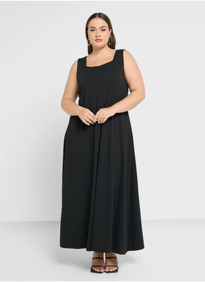 ايلا بلس Sleevless A-Line Dress