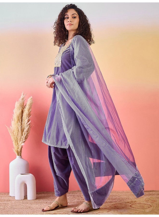 AKS Purple Velvet Pathani Kurta Set With Organza Dupatta - Image 4