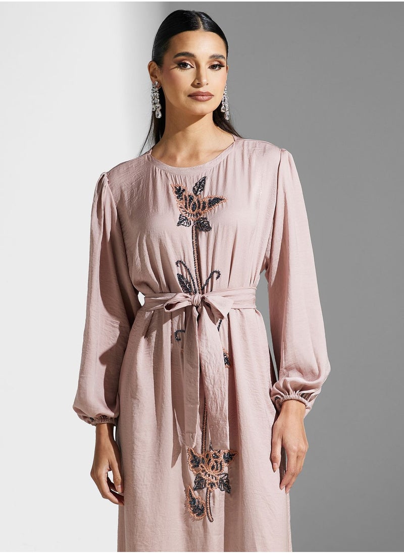 hayas closet - Embellished Belted Jalabiya - Image 1