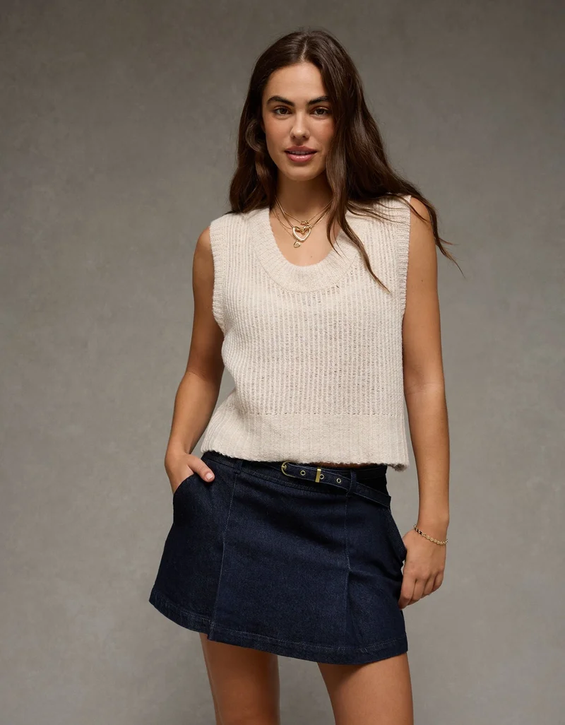 AE Whoa So Soft Scoop Neck Vest