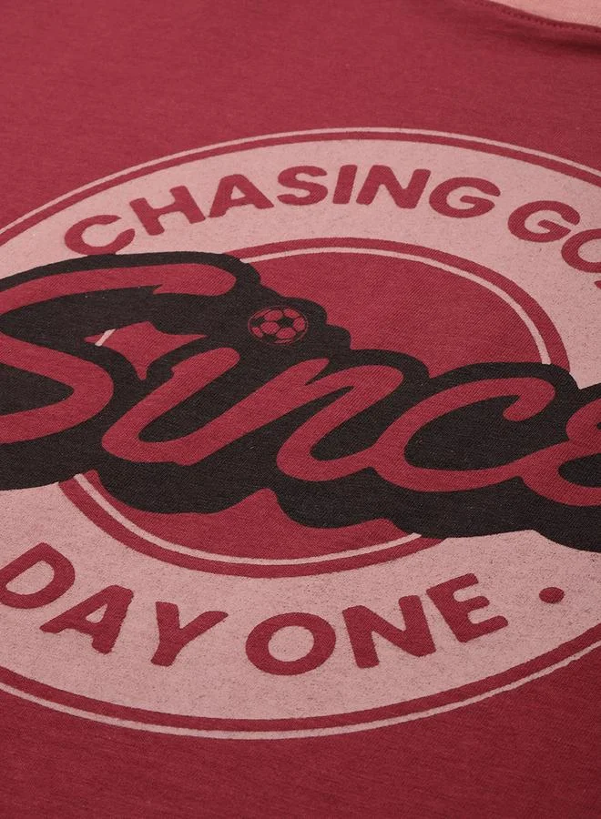 ديلينجر تيشيرت نسائي قصير الأكمام بطبعة مربعة