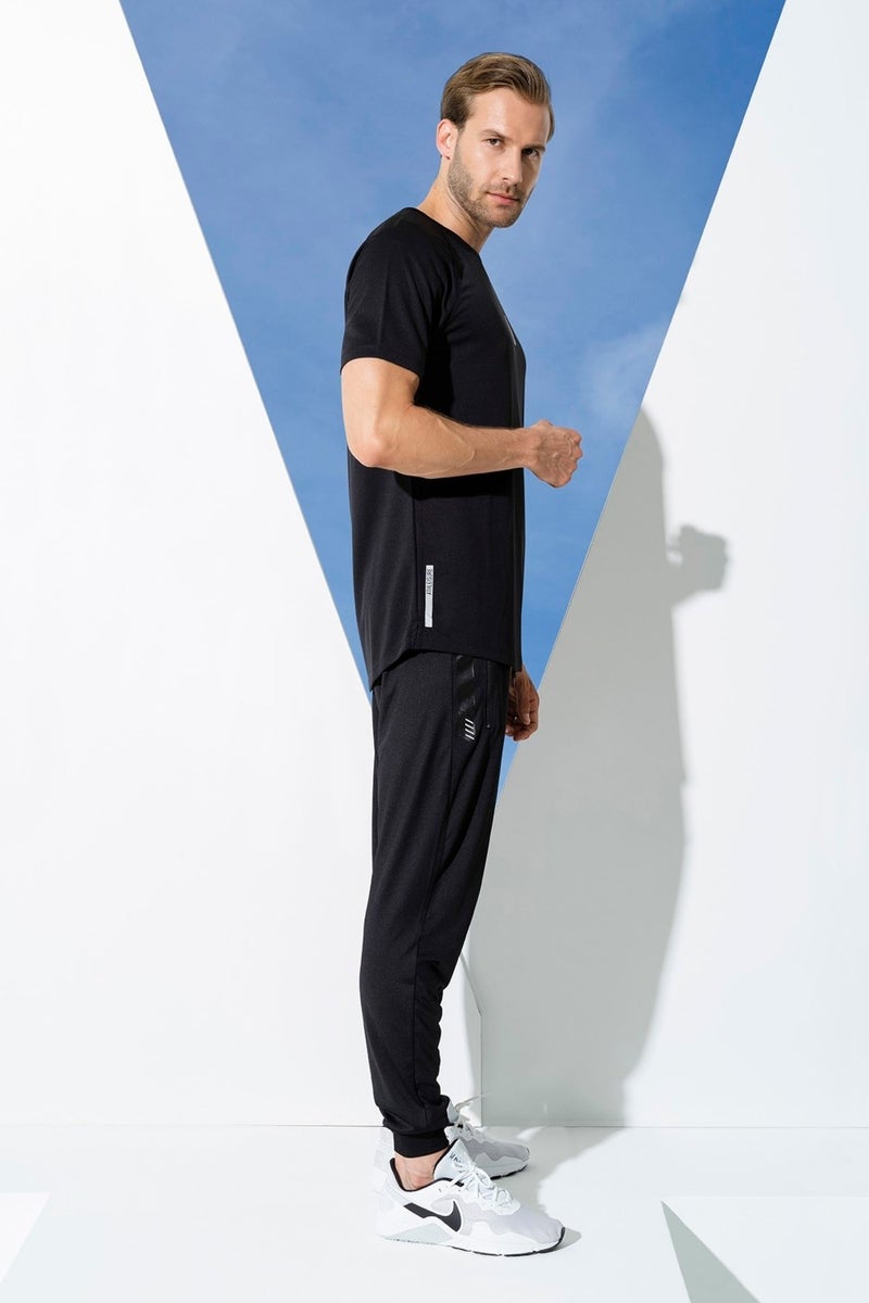 2-Piece Reflective Print T-shirt Black Jogger Suit S27152