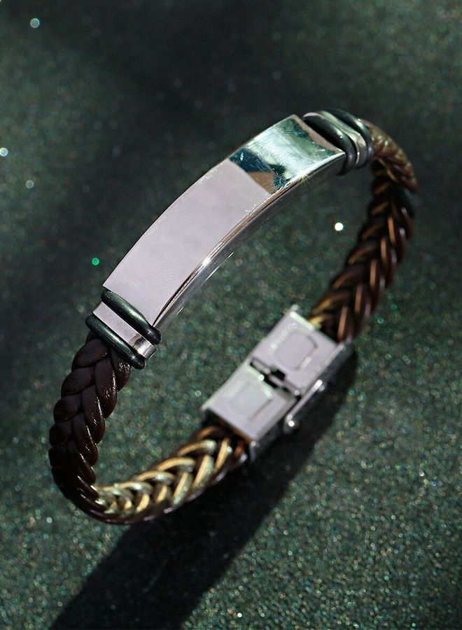 Khaisha Braided leather bracelet with an elegant design - Image 2