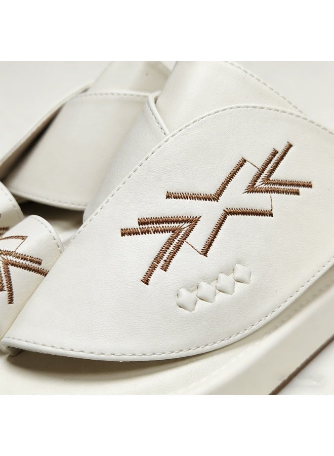 Men's Flat And Comfortable Slippers In The Arabic Style, Casual Slippers That Are Easy To Wear, Hand-Embroidered Slippers With A Unique Design. - Image 2