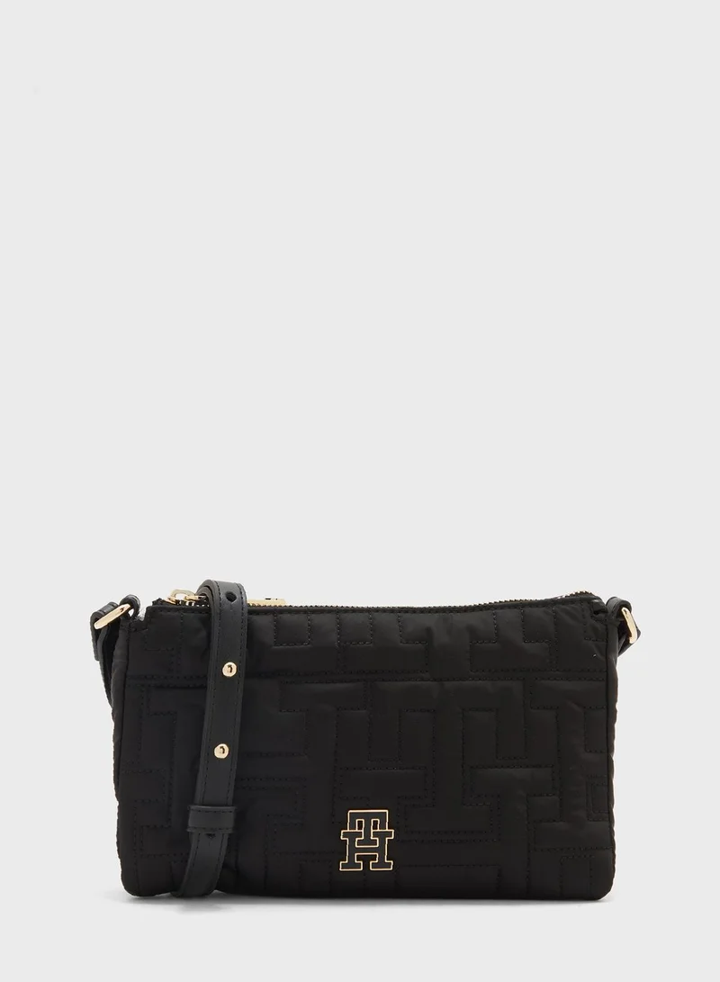 TOMMY HILFIGER Chic Crossbody Bag