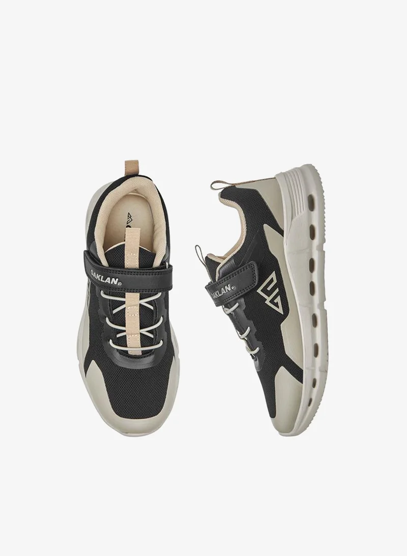 Oaklan by Shoexpress Black Boys Hook & Loop Sports Shoes for Men | Best Price UAE