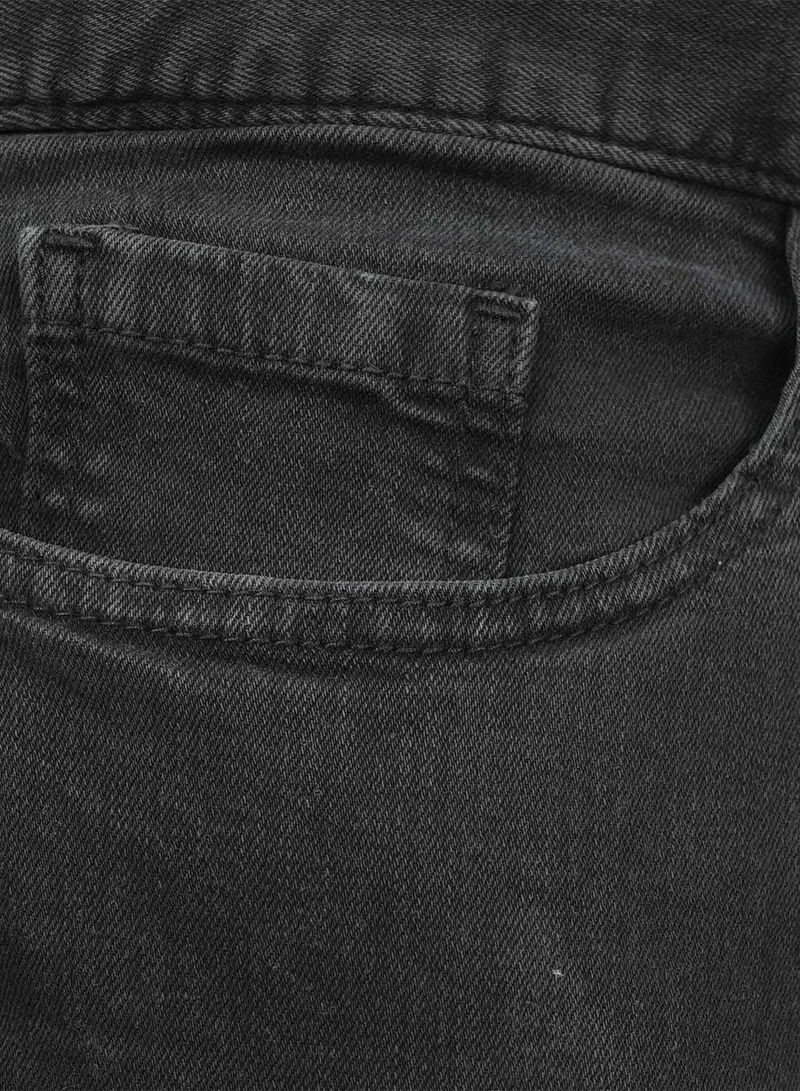 GIORDANO  Men's Denim Jeans for Men | Best Price UAE