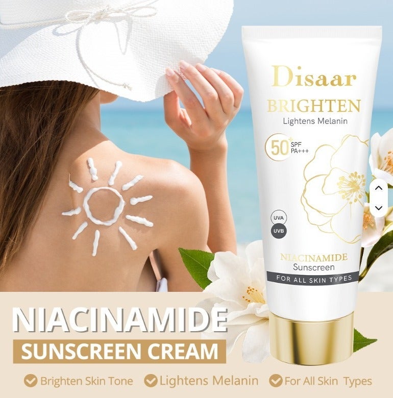 ديسار كريم واقي شمس بعامل حماية SPF 50 مع النياسيناميد؛ يفتح البشرة، ويقلل من البقع الداكنة، ويحد من إنتاج الميلانين، ويوفر حماية للوجه والجسم 60 جرام - Image 2