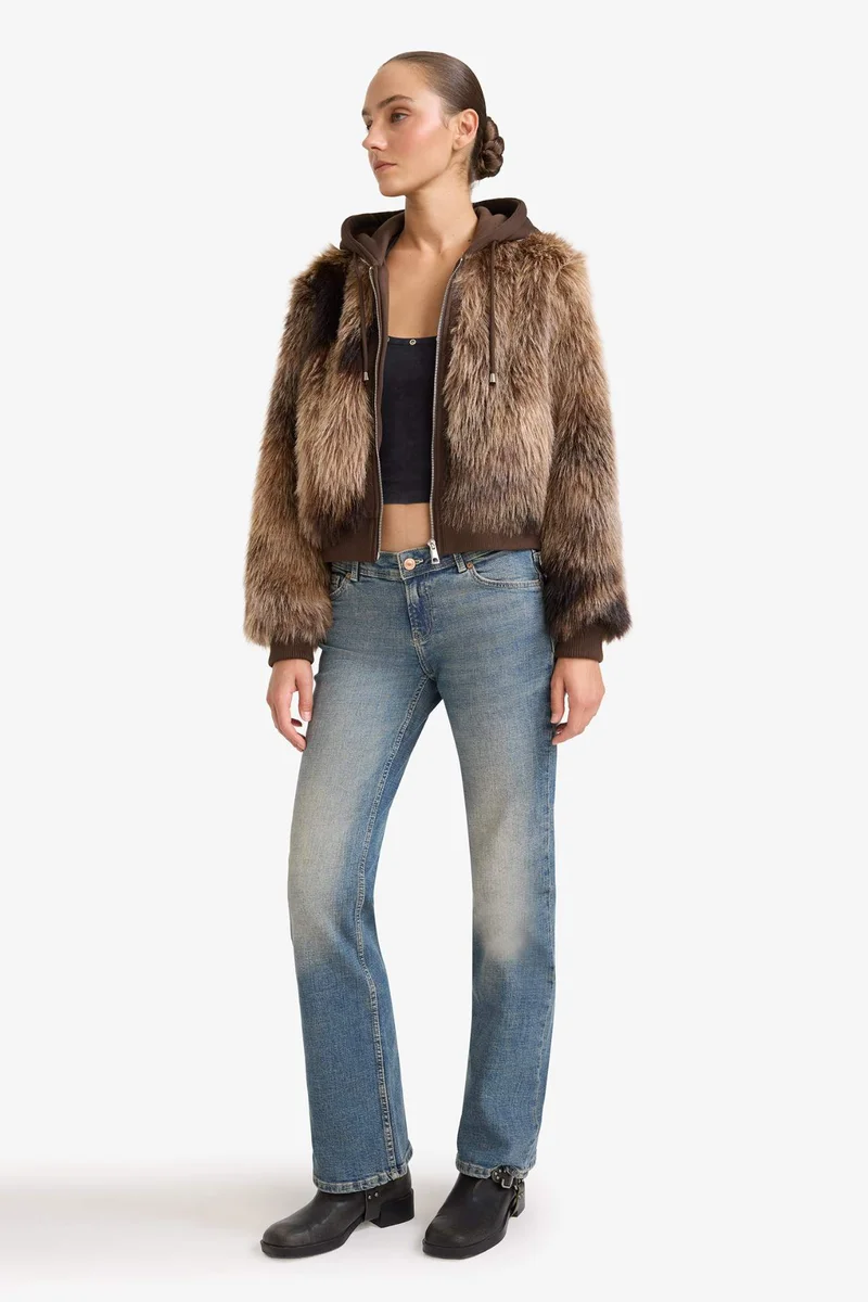 ديفاكتو Regular Fit Fur Faux Fur