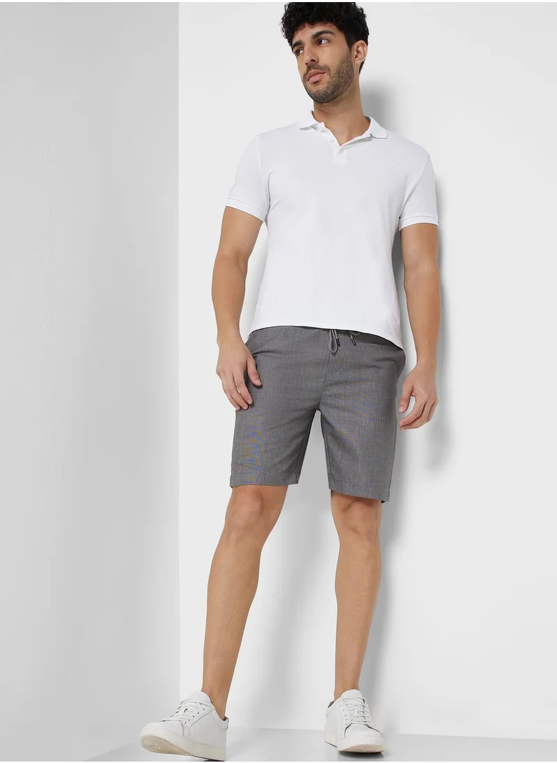 Robert Wood Smart Short