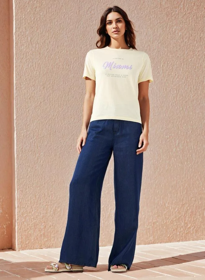 سبلاش فيڤ تيشيرت بطبعة شعار