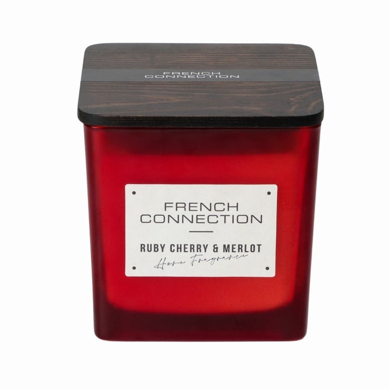French Connection شمعة جرة معطرة كبيرة، كرز وميرلو - 830 جرام، شمع زبدة الشيا، 3 فتائل مع غطاء خشبي | مدة الاحتراق - 64 ساعة | مجموعة مربعة | مثالية للهدايا، ديكور المنزل، الحفلات وعطر الغرف | مثالية لديكور غرفة المعيشة والمكتب - Image 3