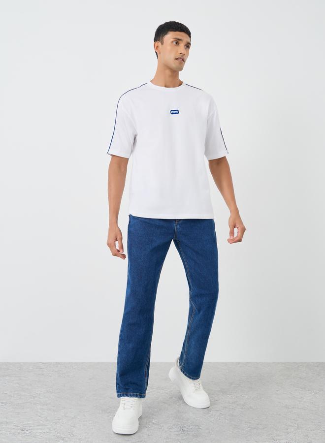 ستايلي تيشيرت أوفر سايز ثقيل بياقة متباينة وأكمام متباينة - Image 2