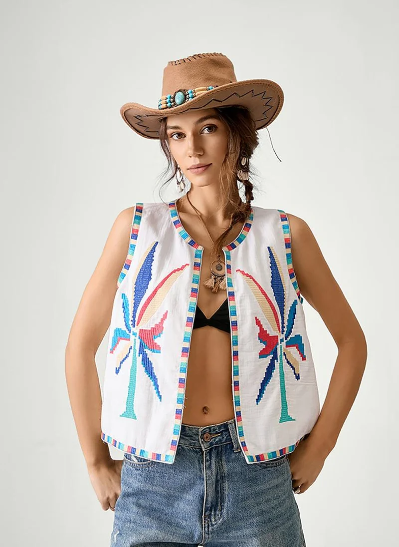 يونيكي White Sleeveless Open Front Jacket
