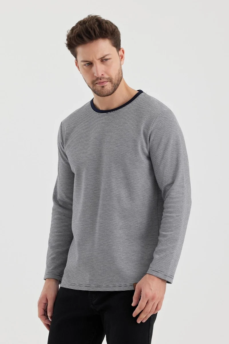 الكسندر جاردي Striped Slit Regular Fit Sweatshirt (E22751 00)