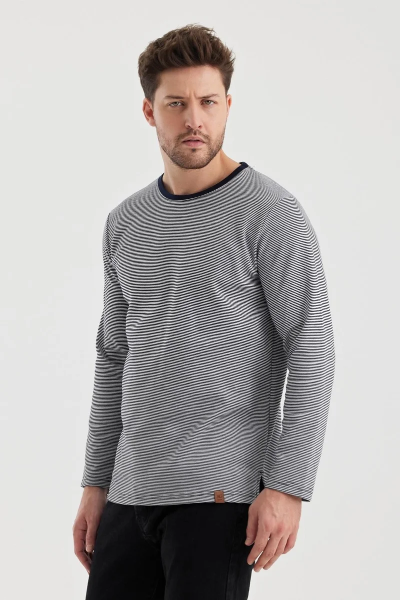 الكسندر جاردي Striped Slit Regular Fit Sweatshirt (E22751 00)