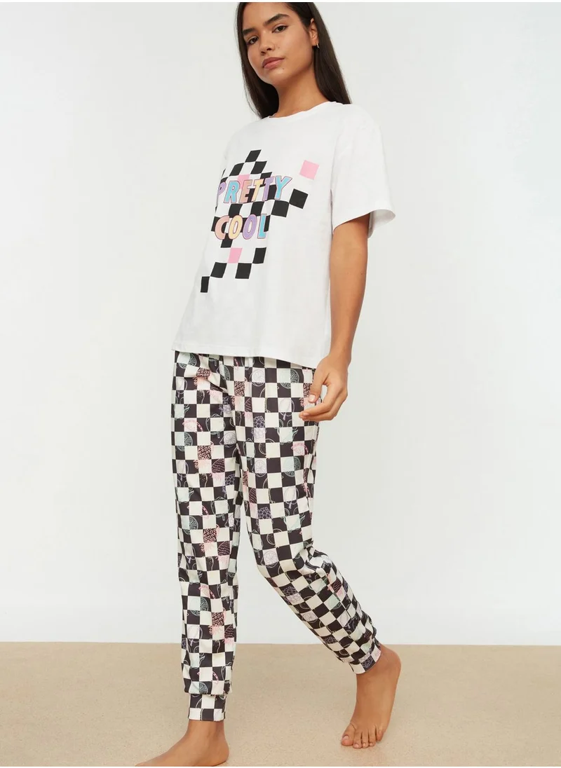 trendyol Knitted Pyjama Set