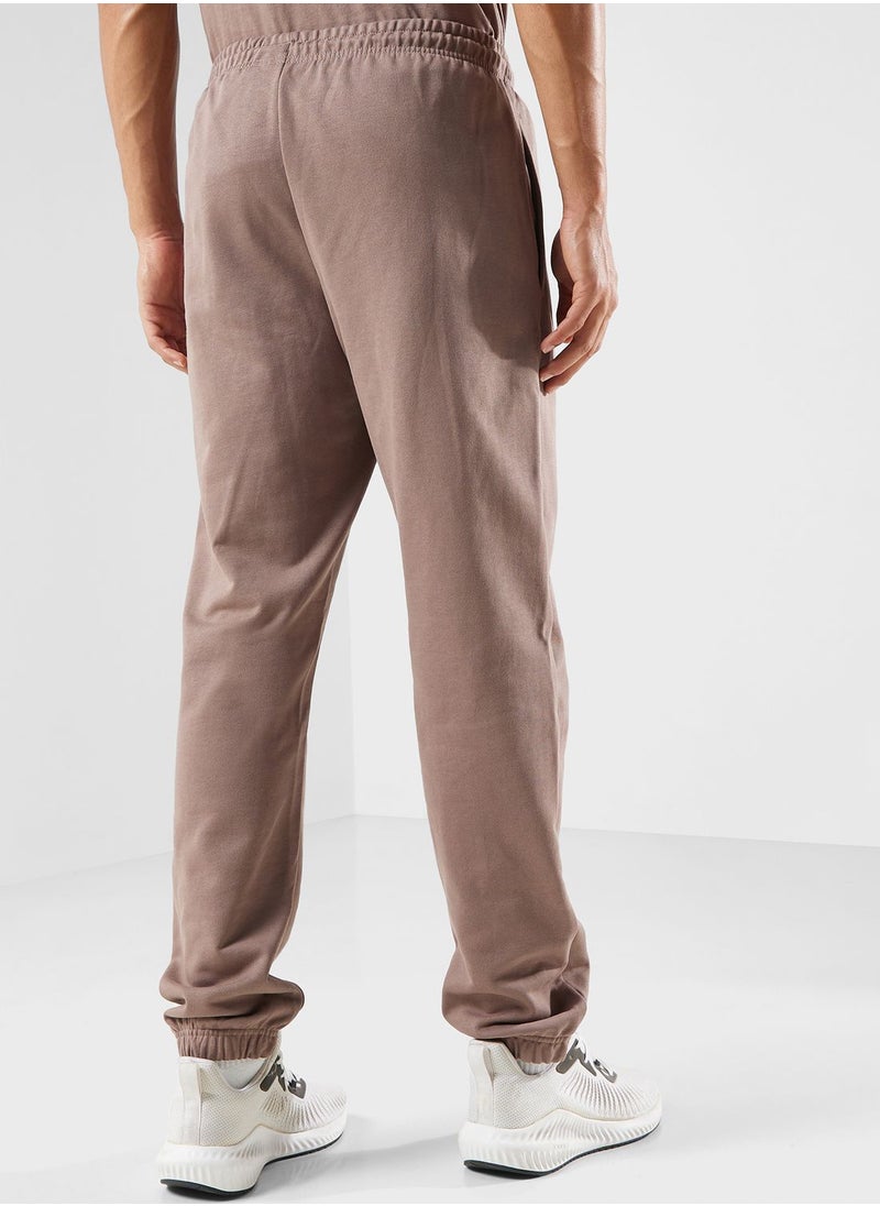 Hummel - Legacy Nate Sweatpants - Image 1