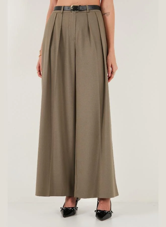 ليلا بنطلون بالازو نسائي بخصر عالٍ بحزام وكسرات واسعة الأرجل