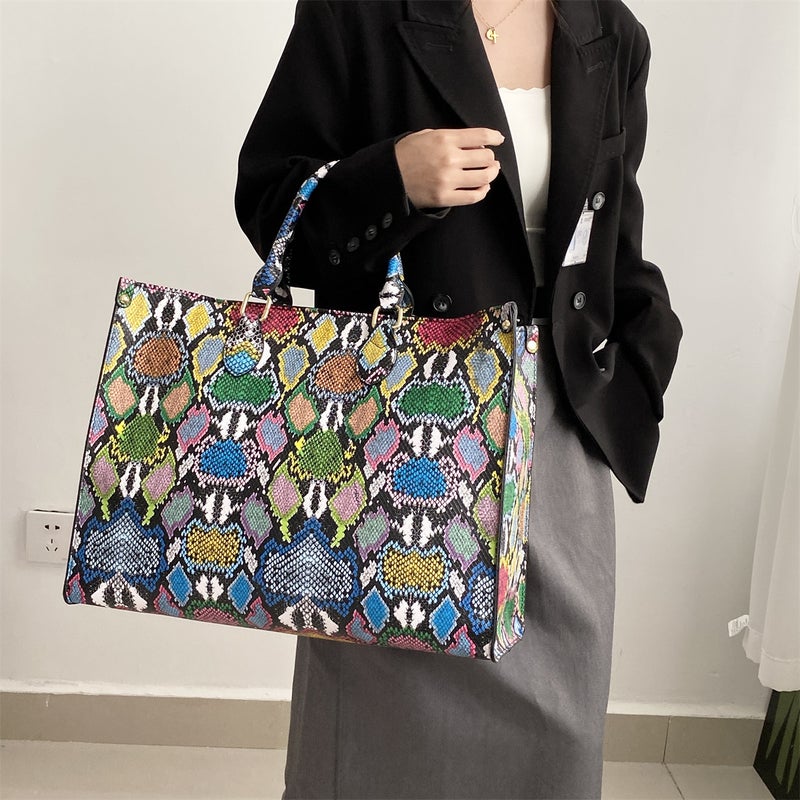 Fashion Large-Capacity Snake Pattern Casual Versatile Commuting Portable Tote Bag Women'S Outing Shopping Bag Mommy Bag - Image 2