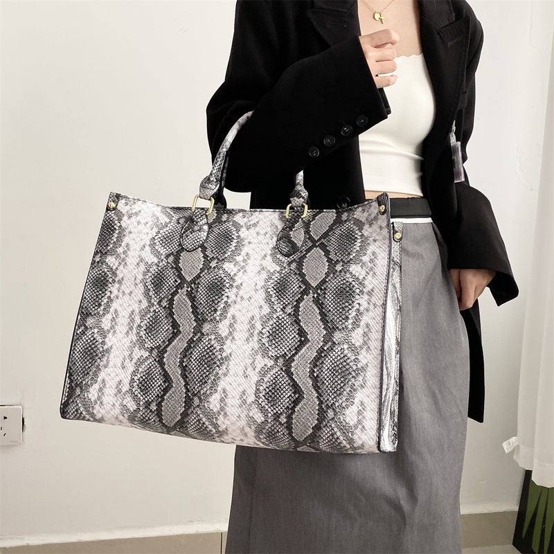 Fashion Large-Capacity Snake Pattern Casual Versatile Commuting Portable Tote Bag Women'S Outing Shopping Bag Mommy Bag - Image 4