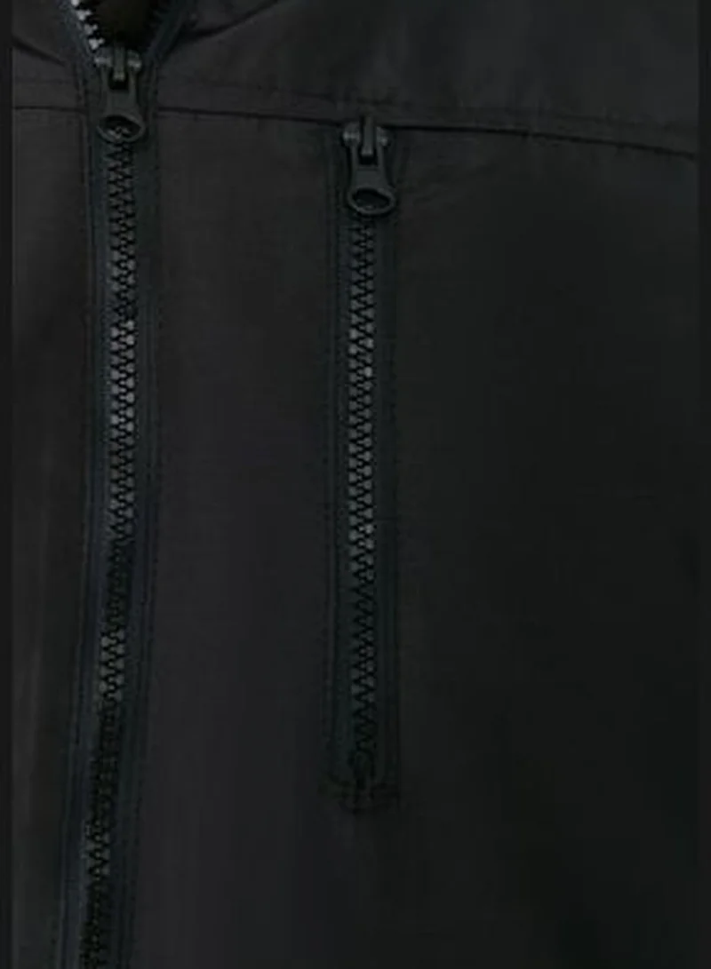 trendyol Black Men's Regular Fit Stand-Up Collar Fleece Inner Coat.