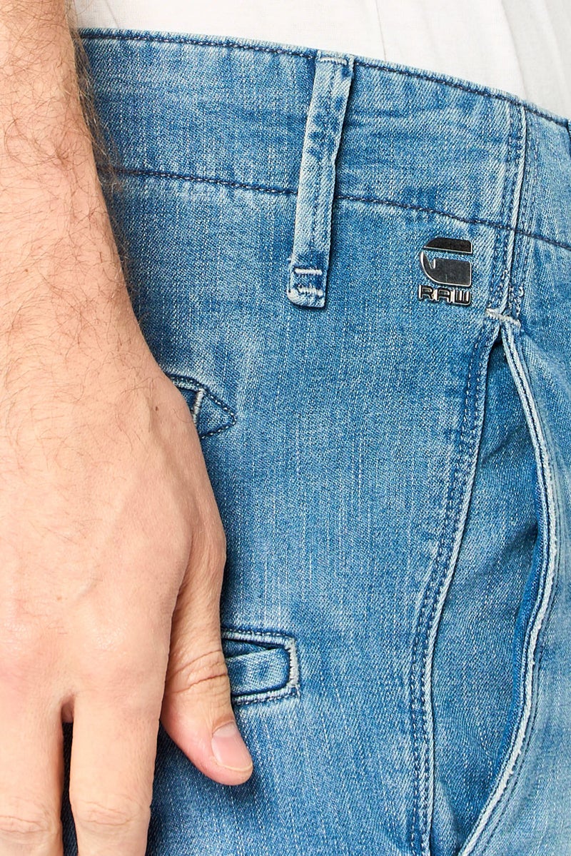 G-Star RAW شورتات جينز مغسولة للرجال، أزرق فاتح - Image 3