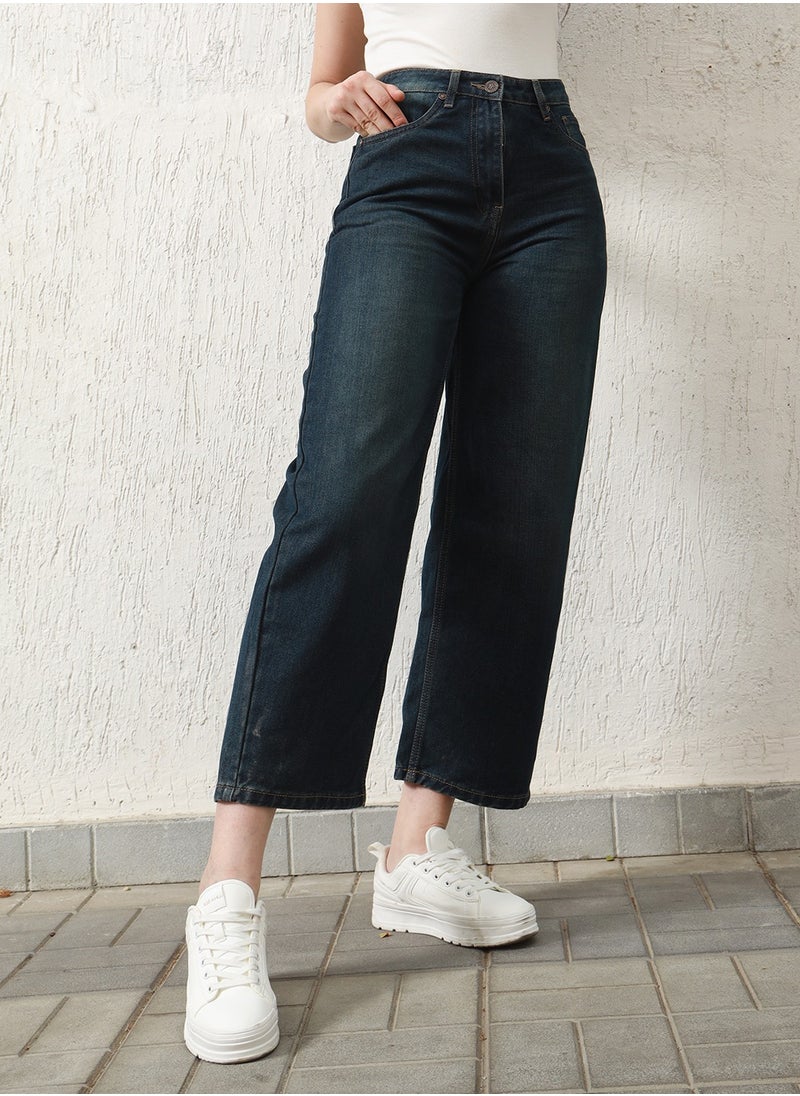 Hubberholme Women’s Relaxed Fit High-Rise Jeans in Indigo, Light Fade Pure Cotton  - Image 1